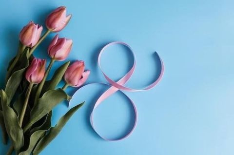 Весенний книжный букет